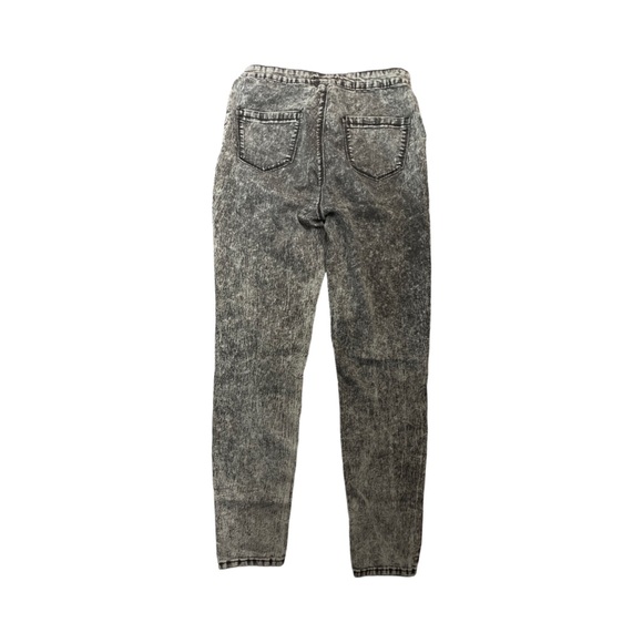 Forever 21 acid wash pants - size 27 - Picture 2 of 3